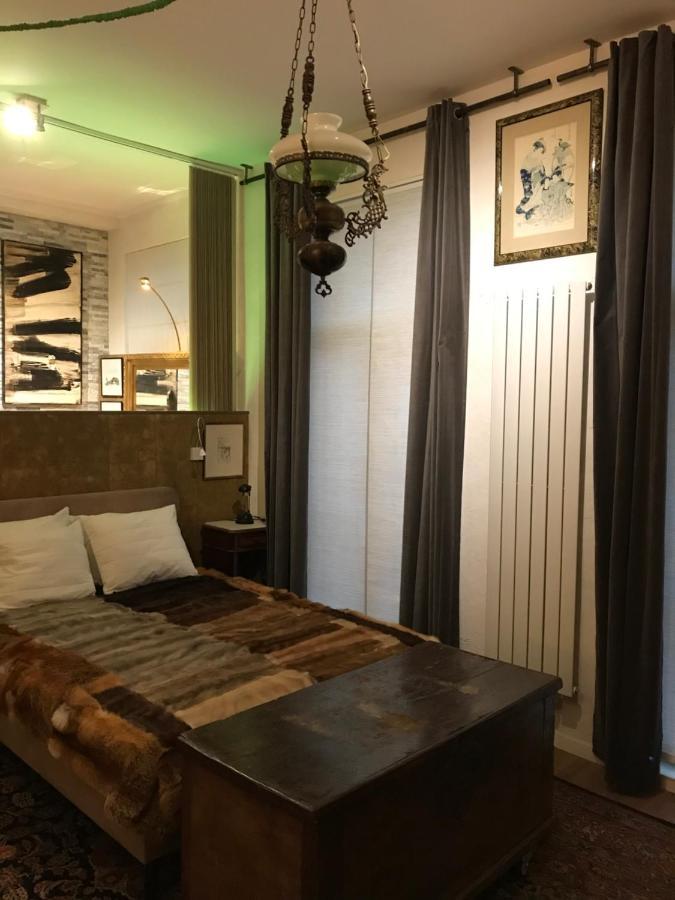 Caravaggio Boutique Suites アントウェルペン エクステリア 写真