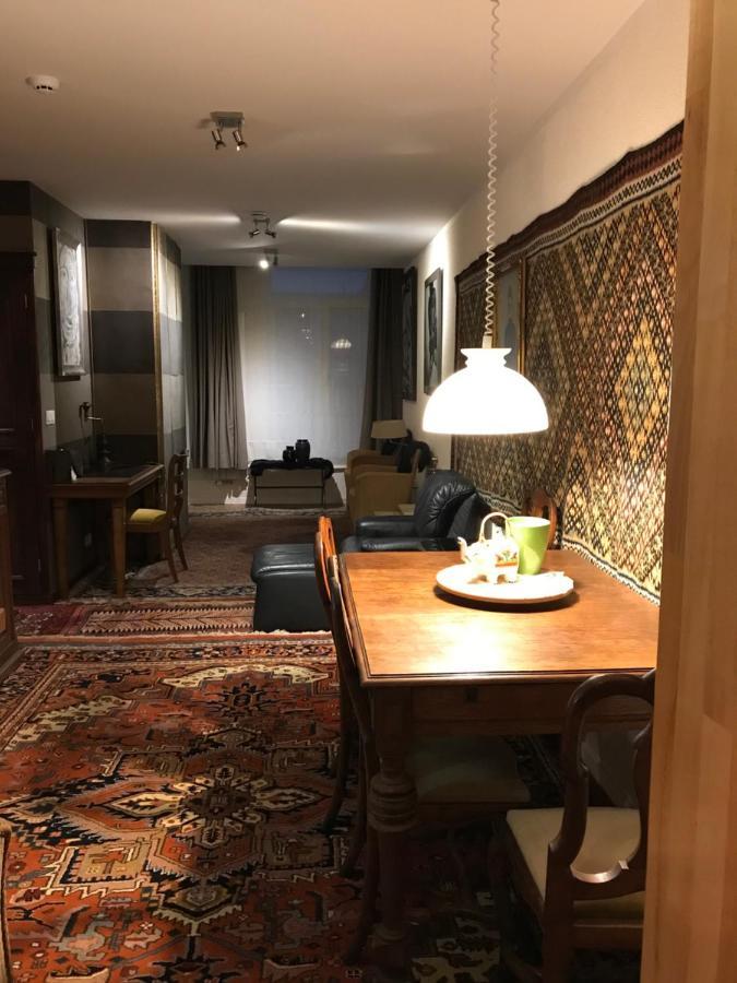Caravaggio Boutique Suites アントウェルペン エクステリア 写真